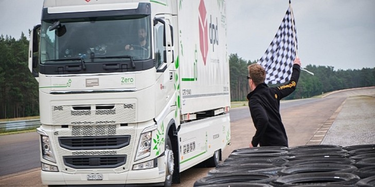 Electrified truck travels 683 kilometers on a single charge, setting a Guinness world record