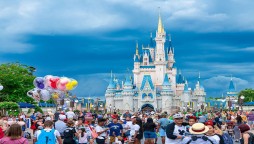 Disneyland Will Extend Holiday Season Celebrations