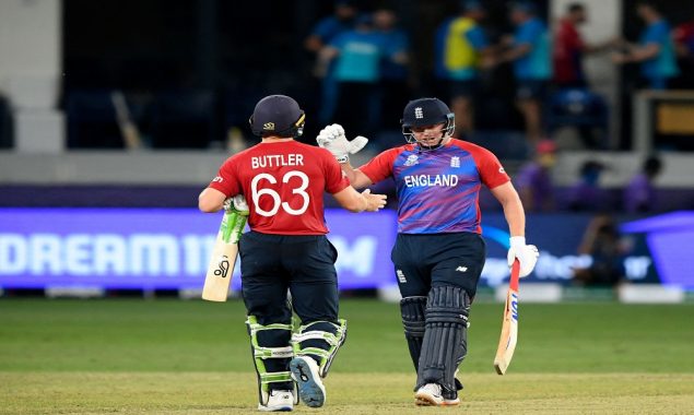 Buttler, Woakes help England pummel Australia in T20 World Cup