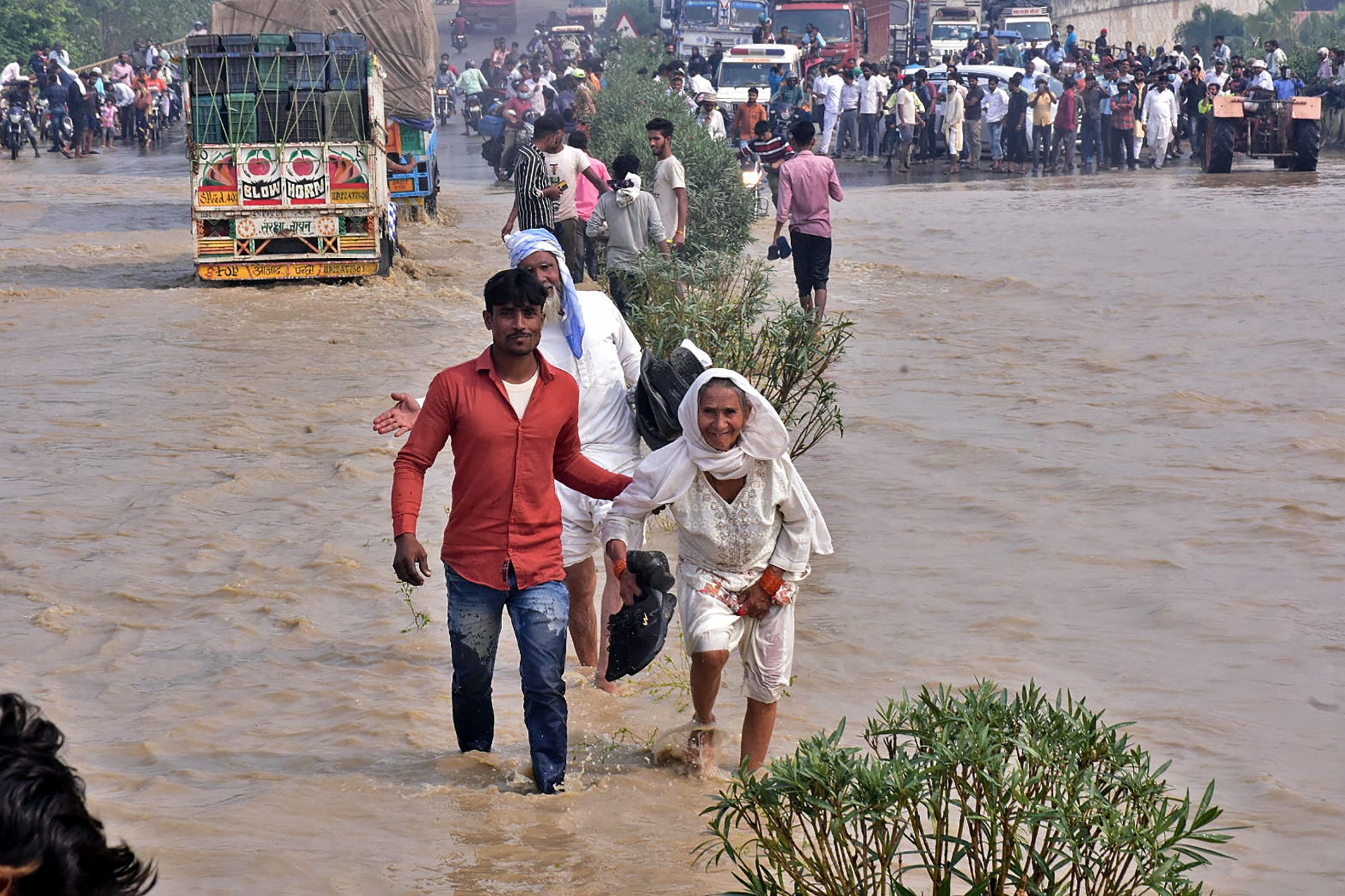 India Nepal rains