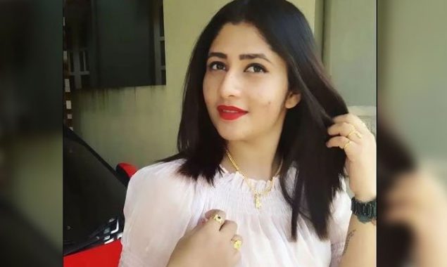 25 year-old budding actress found hanging in flat in Bangalore