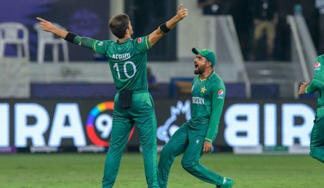 T20 World Cup: High-flying Pakistan eye successive victory