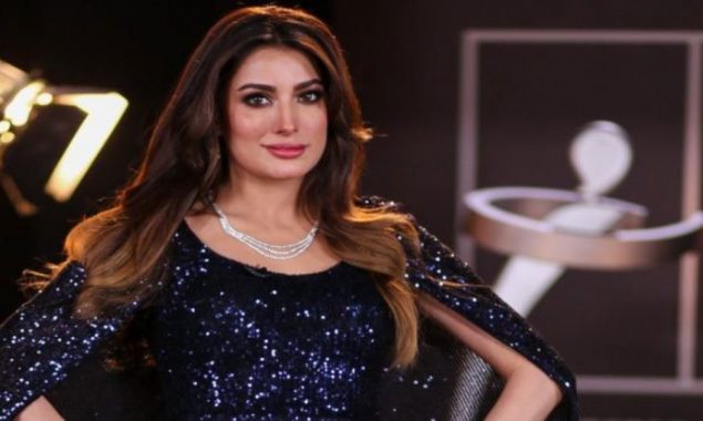 LSA 2021: Mehwish Hayat recharges with backstage enthusiasm and bustle