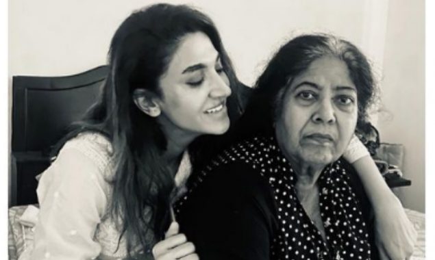 Sana Fakhar announces the news of her mother death