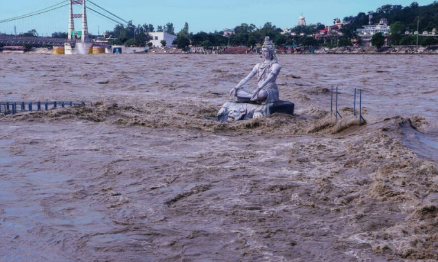 15 dead as heavy rains batter northern India