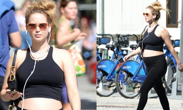 Jennifer Lawrence baby bump