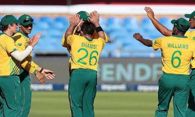 Rassie van der Dussen’s 101 helps South Africa beat Pakistan in T20 World Cup warm-up match