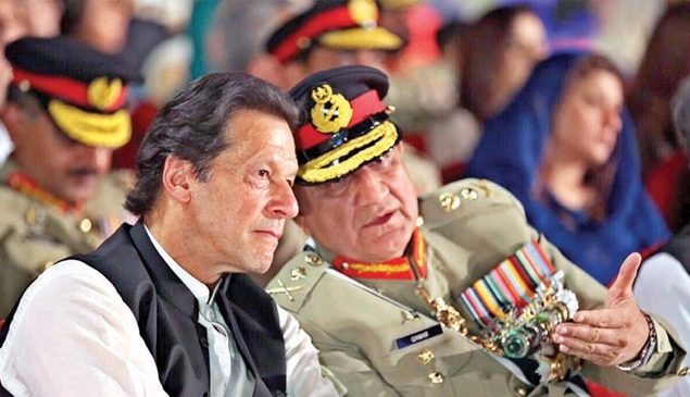 PM Imran Khan, COAS Gen Qamar Bajwa briefed on coronavirus situation in country