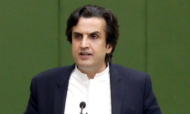 PTI ensuring urea supply to farmers at a reasonable price: Khusro