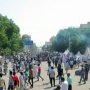 Rival Sudan camps take to streets as tensions rise