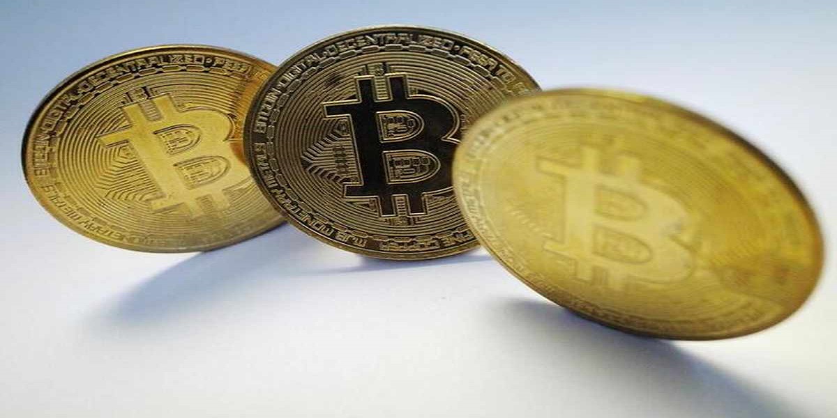 Bitcoin, ether nurse losses, lurk near critical levels