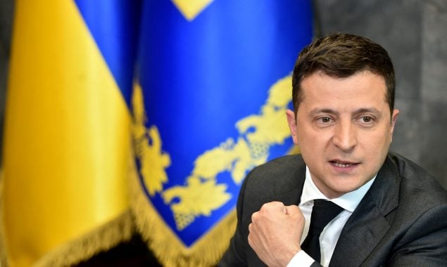 Ukrainian president signs law to curb oligarch influence