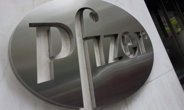 Pfizer strikes global licensing deal for Covid pill