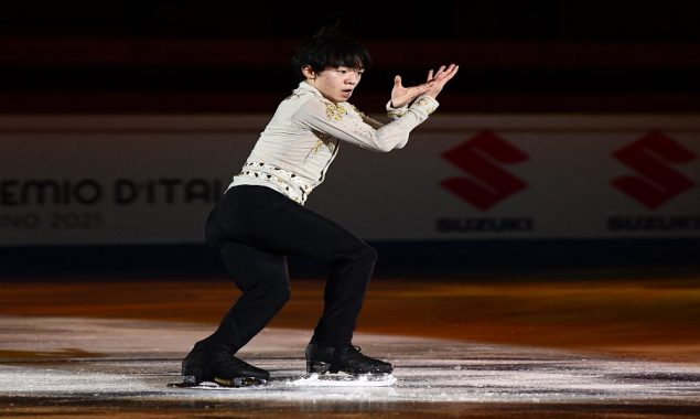 Kagiyama takes gold at French figure skating Grand Prix