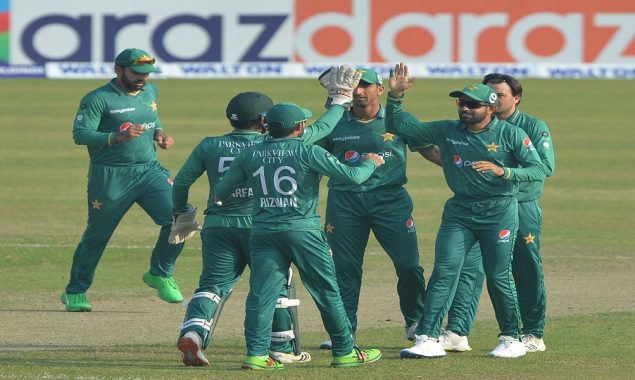 Pakistan restricts Bangladesh to 124-7 in third T20I