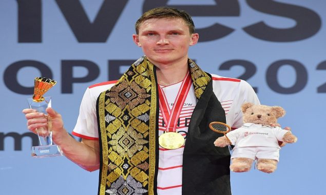 Danish badminton ace Axelsen clinches Indonesia Open men’s singles title