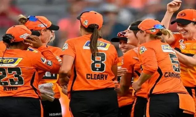 Scorchers down Strikers to win first women’s BBL title