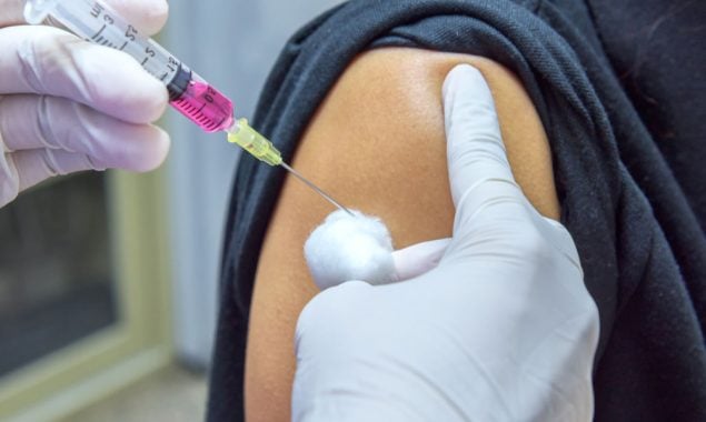 US authorizes Covid boosters for all over 18s