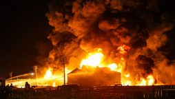 6 injured in oil, gas company's fire in SW Iran
