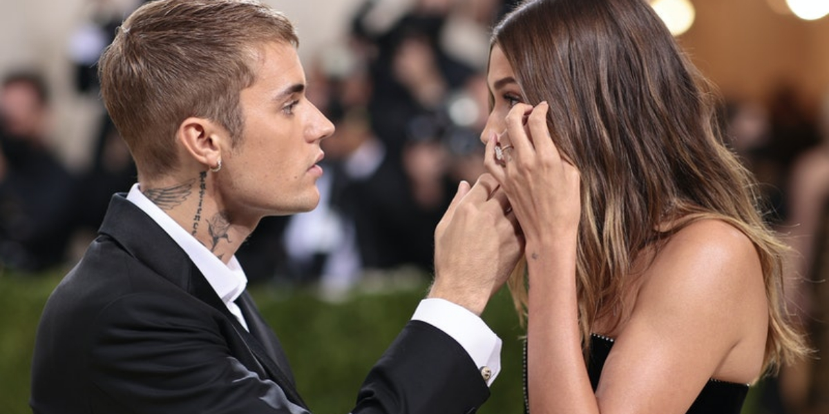 Hailey Bieber