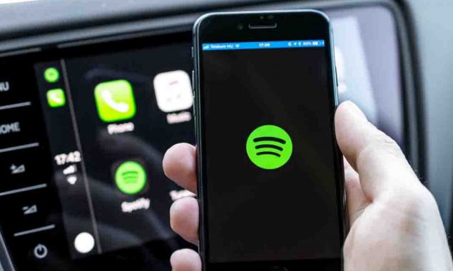 Spotify disables the car view feature, leaving users with no other alternative