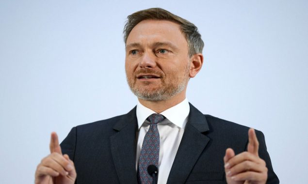 New German govt faces public spending paradox
