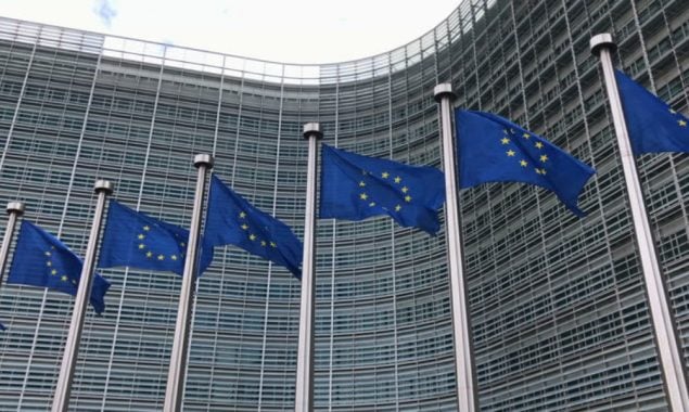 EU fines major banks €344 million over forex cartel