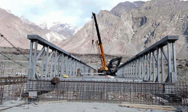 Pakistan’s economy on track to achieve set growth target
