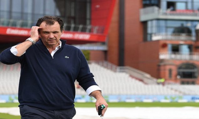 England cricket chief flies to Pakistan to restore relations