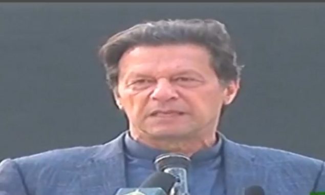 Govt bearing burden of Rs450 bn deficit to control inflation, says PM Imran
