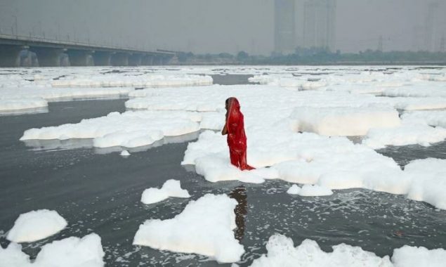 Toxic foam covers India's sacred Yamuna river