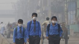 Smog chokes Lahore as toxic air pollution soars