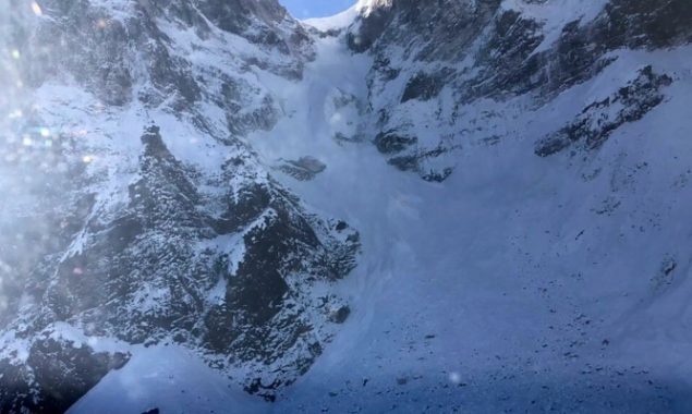 Bodies found at Nepal site where French climbers went missing