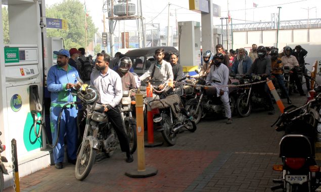 Long queues seen as few fuel stations remain open amid strike call