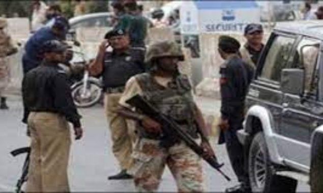 Rangers, police nab three suspected robbers in Karachi