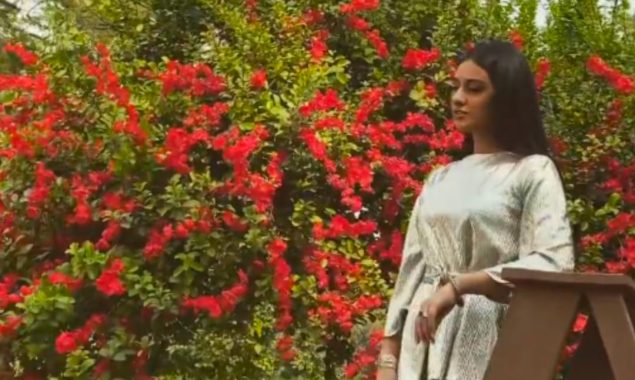 Sarah Khan shares scenic BTS from her shoot