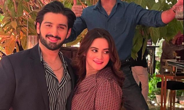 Aiman Khan asked fans to caption this picture & they have the best captions