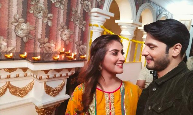 Hiba Bukhari & Arez Ahmed might be getting married, hints Ahsan Khan