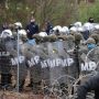 Hundreds of migrants trapped in Belarus-Poland border standoff