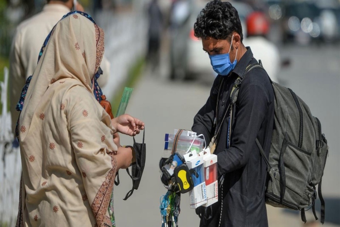 Pakistan reports 7,978 new COVID-19 cases, 29 more deaths