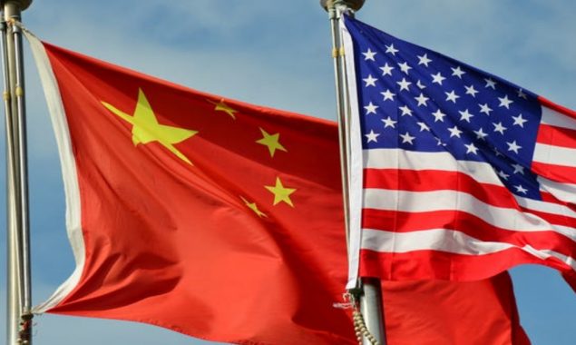 U.S. listed Chinese firms trade mostly higher