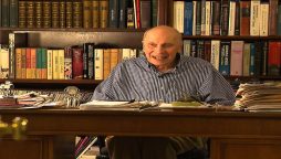 Brown University awards an 89-year-old man a Ph.D. in physics