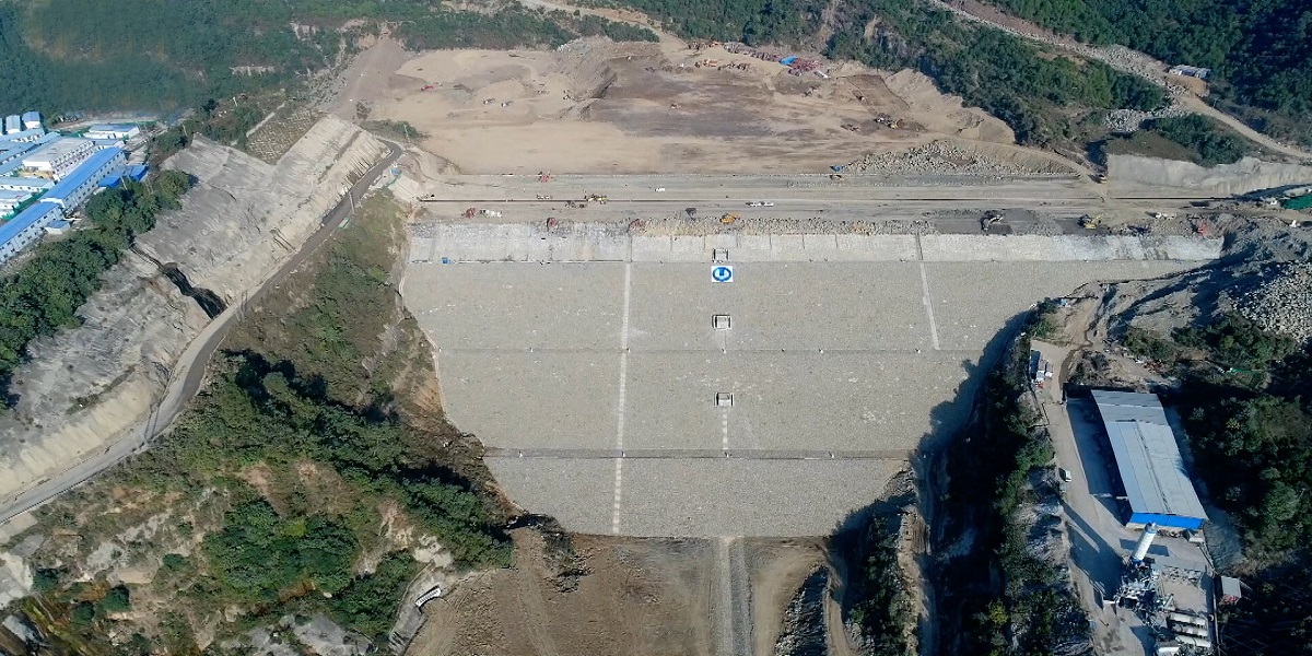 Karot Hydropower Station starts impounding water