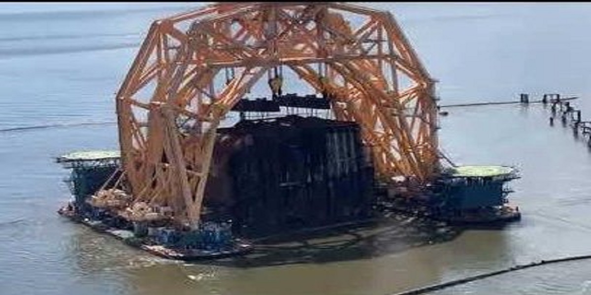 Heavy-lifting barge was discovered off the coast of Florida