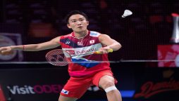 Badminton no.1 Momota powers into Bali semi-finals