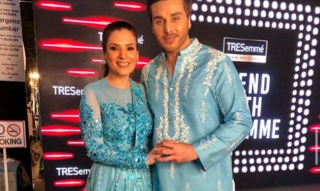 Ahsan Khan and Resham set the dance floor on fire at LSA 2021