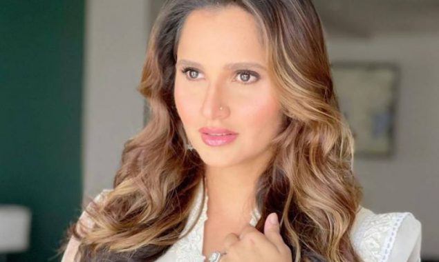 Sania Mirza Looks Ethereal in white ‘Shalwar Kameez’