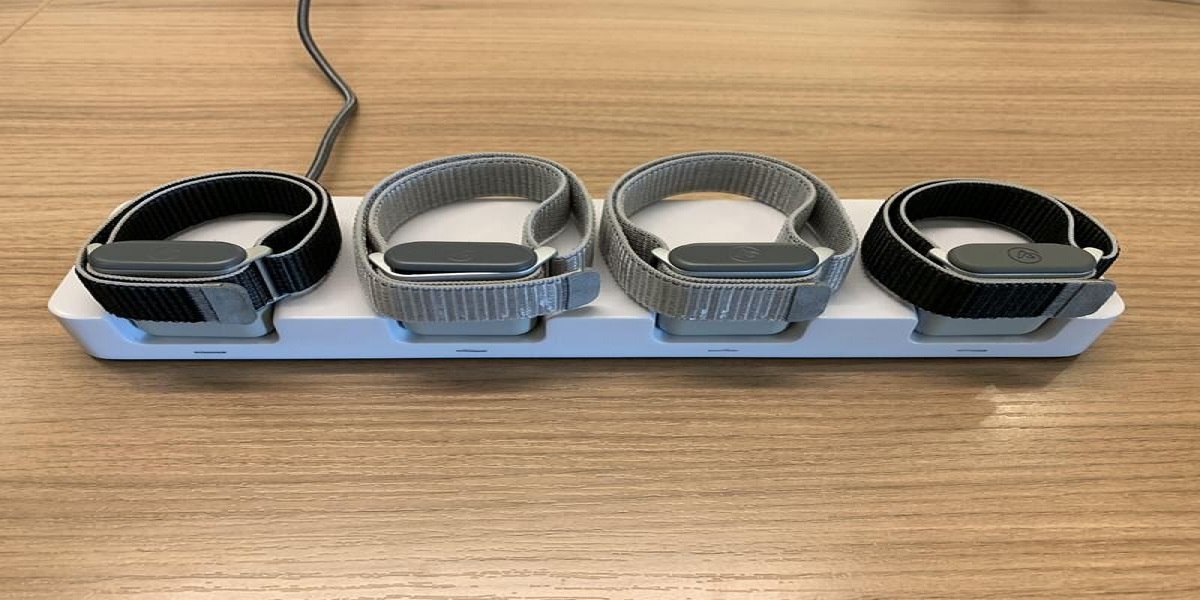 Parkinson's disease: A vibration device may aid with resting tremors