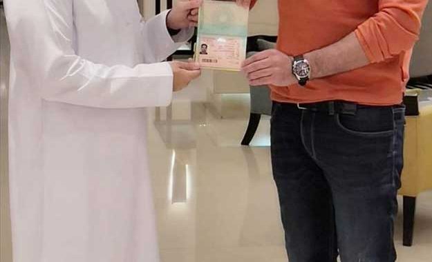 Humayun Saeed Joins Shahrukh Khan and Cristiano Ronaldo in Receiving Golden Visa From UAE