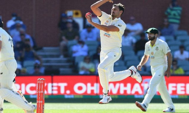 Smith hails ‘exceptional’ Starc after Australia win second Test